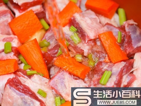 4种方法来做砂锅牛肉炖菜