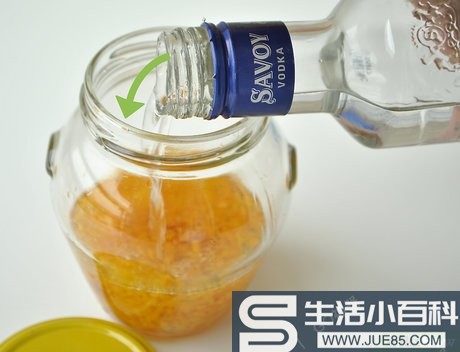 3种方法来从橘皮里提取橘油