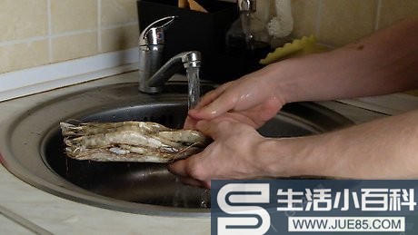 3种方法来烹饪冰冻虾