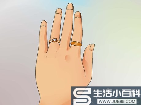 如何戴结婚戒指: 11 步骤